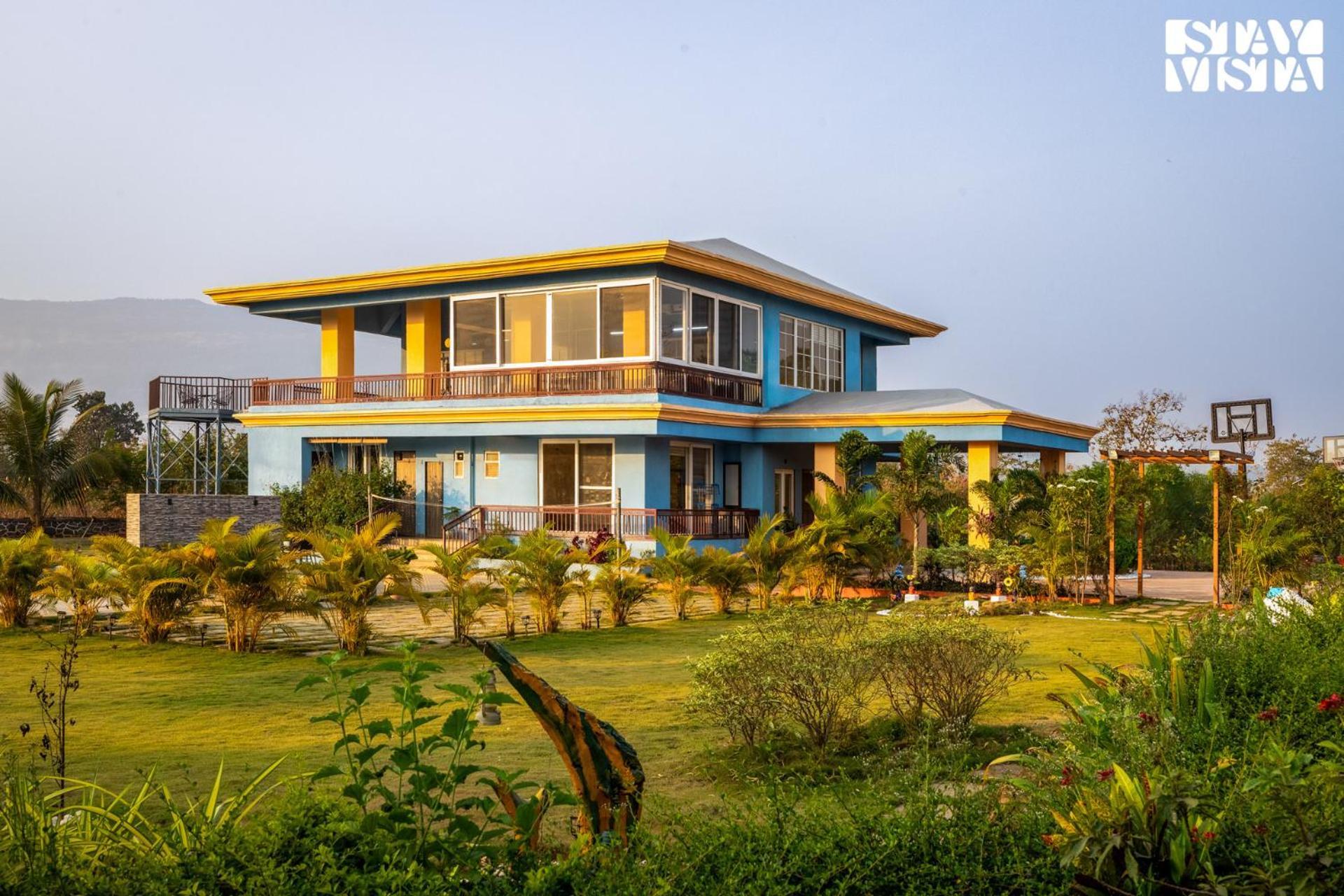 Stayvista'S Hillside Meadows - Mountainside Retreat With Farm View, Pool & Deck, Lawn & Gazebo Chinchavli Екстериор снимка
