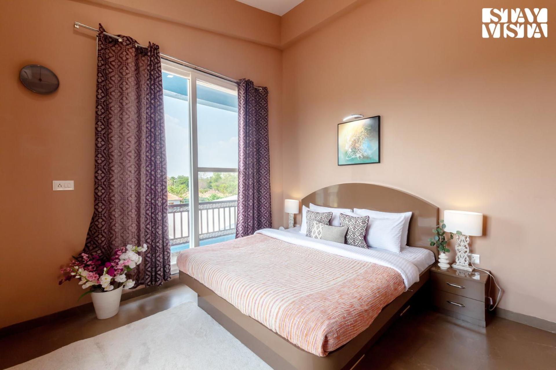 Stayvista'S Hillside Meadows - Mountainside Retreat With Farm View, Pool & Deck, Lawn & Gazebo Chinchavli Екстериор снимка